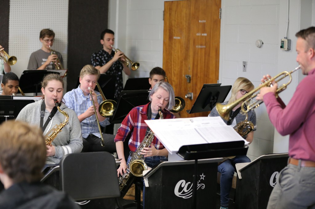 Winds brochure_profile 10 2018 (2)